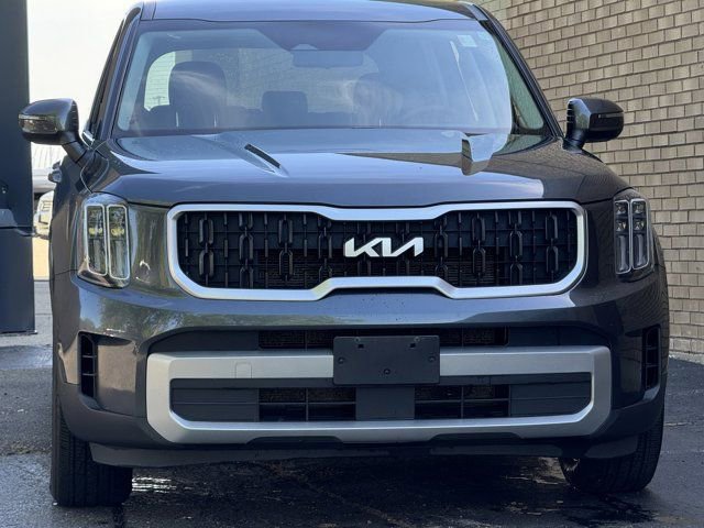 Used 2023 Kia Telluride LX FWD image 25