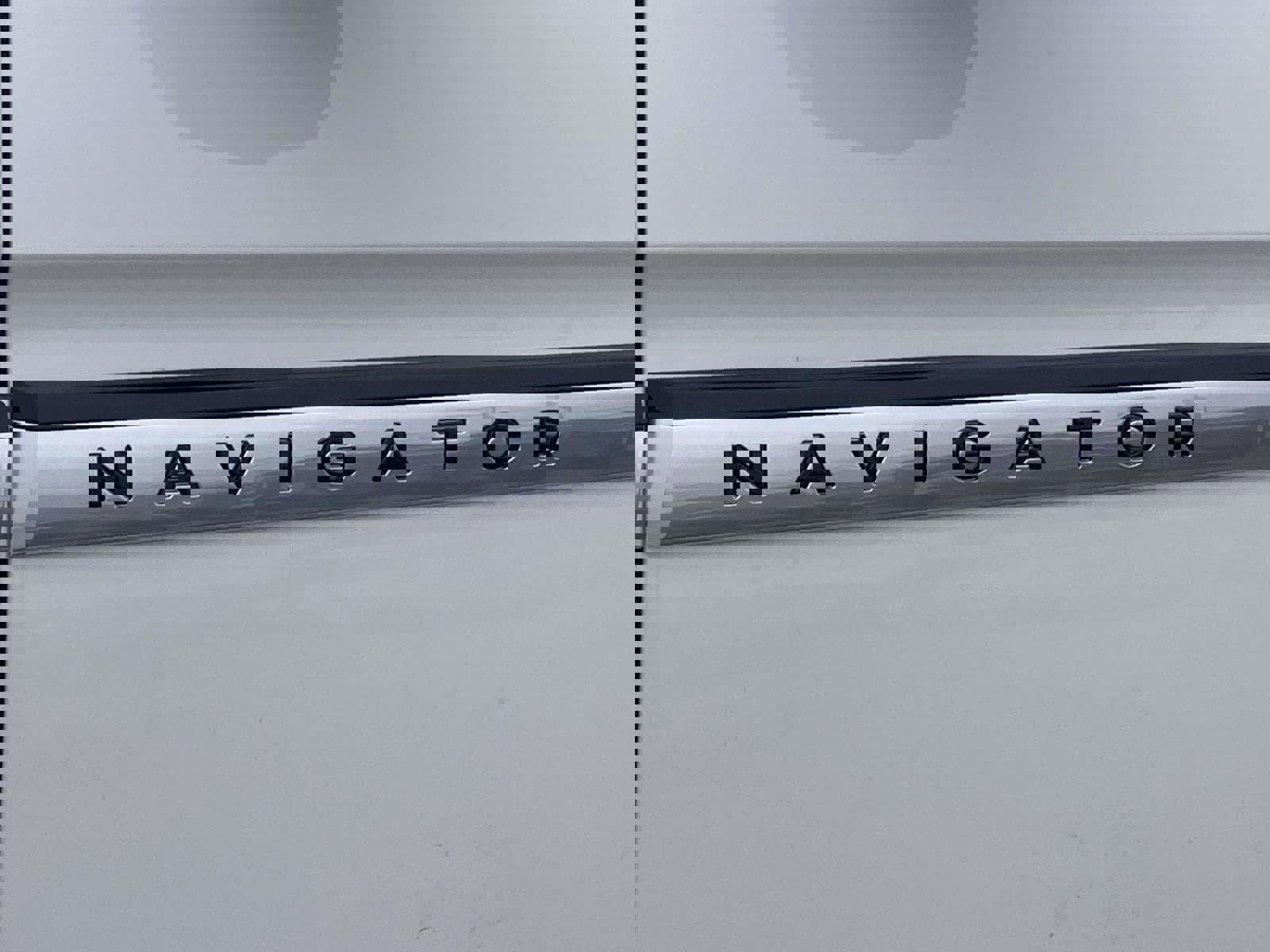 New 2025 Lincoln Navigator Reserve image 13