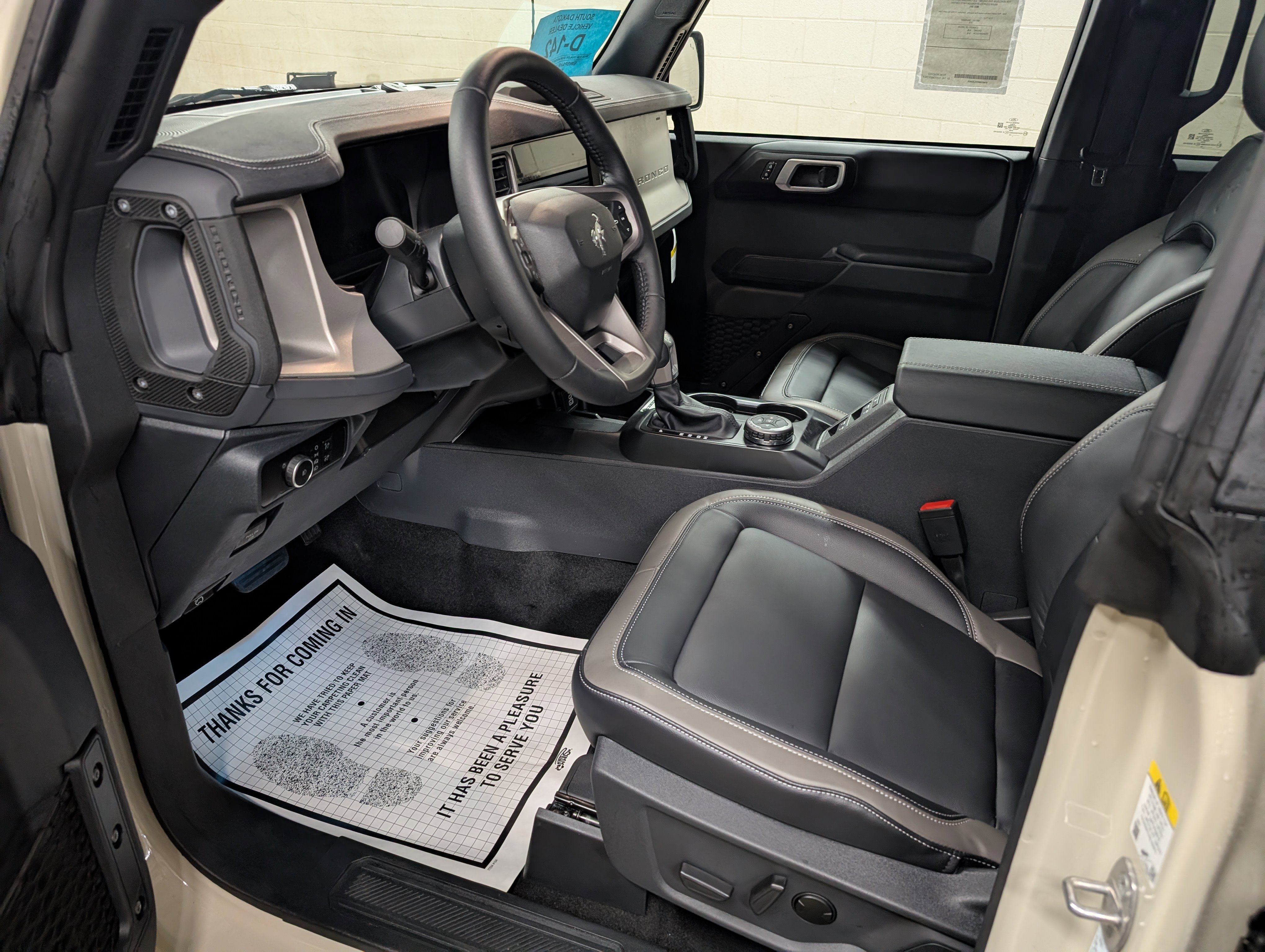 New 2026 Ford Bronco Outer Banks image 10