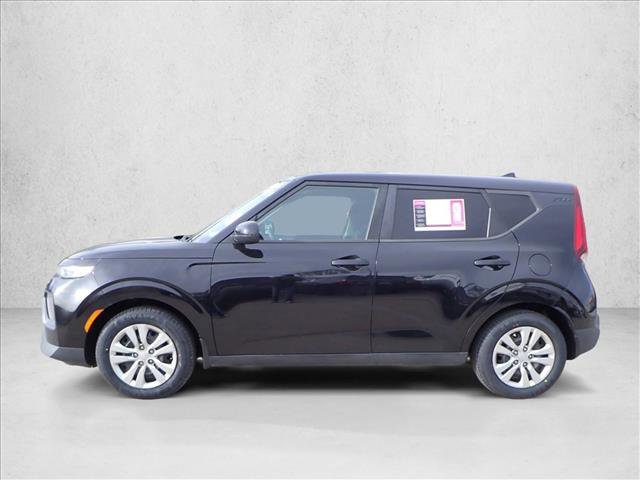 Used 2020 Kia Soul LX image 2