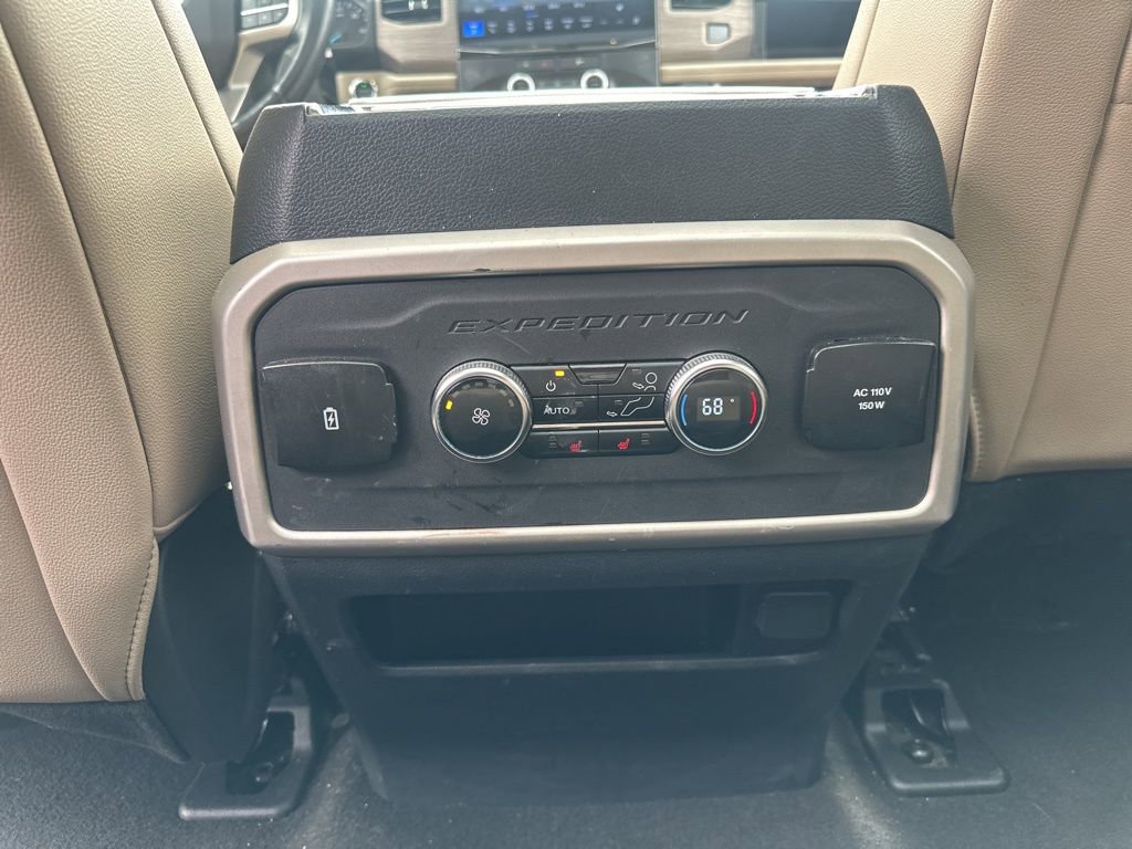 Used 2024 Ford Expedition Max Limited image 18