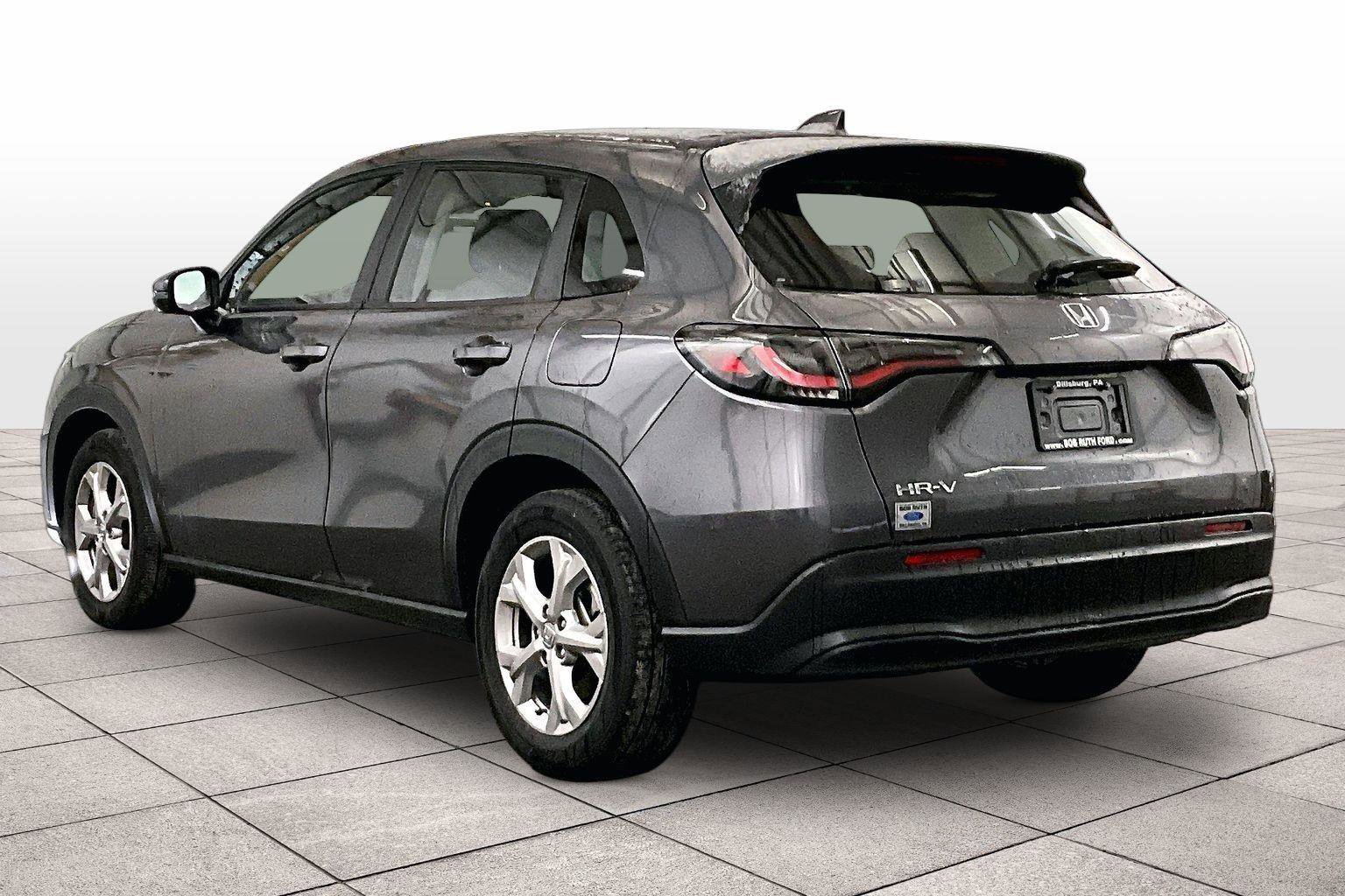 Used 2025 Honda HR-V LX image 10