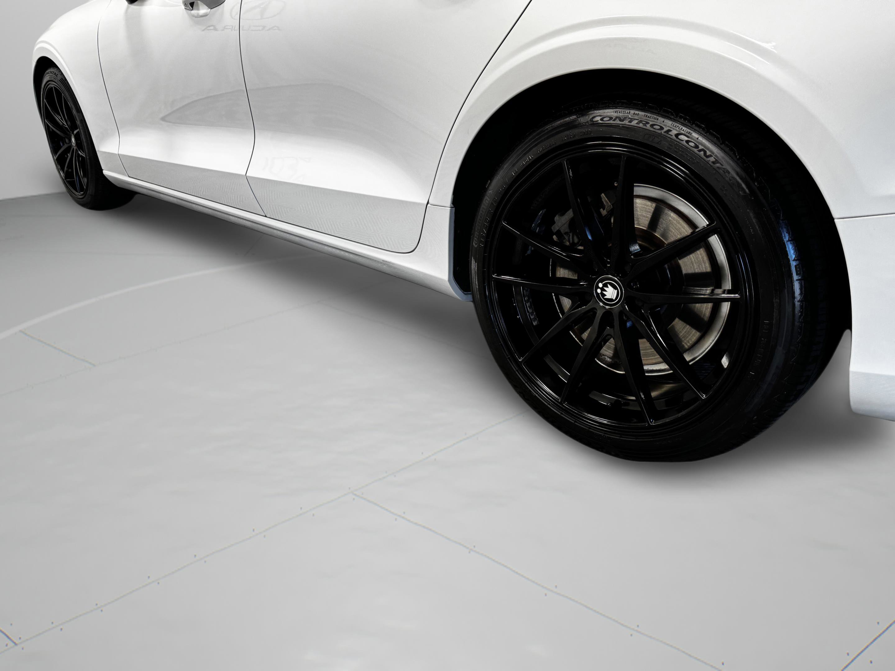 Used 2019 Volvo S60 T6 Momentum w/ Multimedia Package image 41