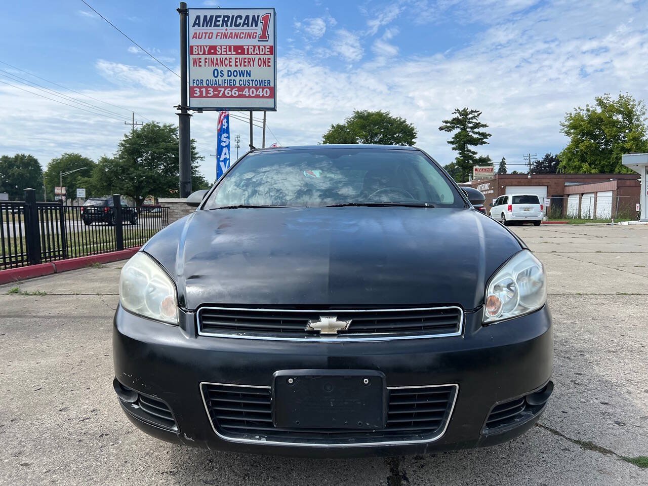 Used 2010 Chevrolet Impala LT FWD image 3