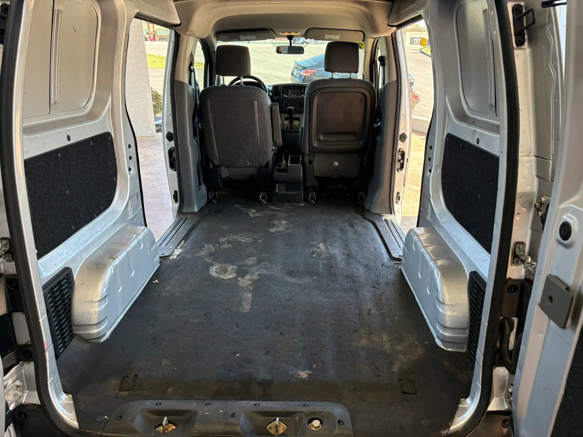 Used 2019 Nissan NV200 S w/ Back Door Glass Package image 17