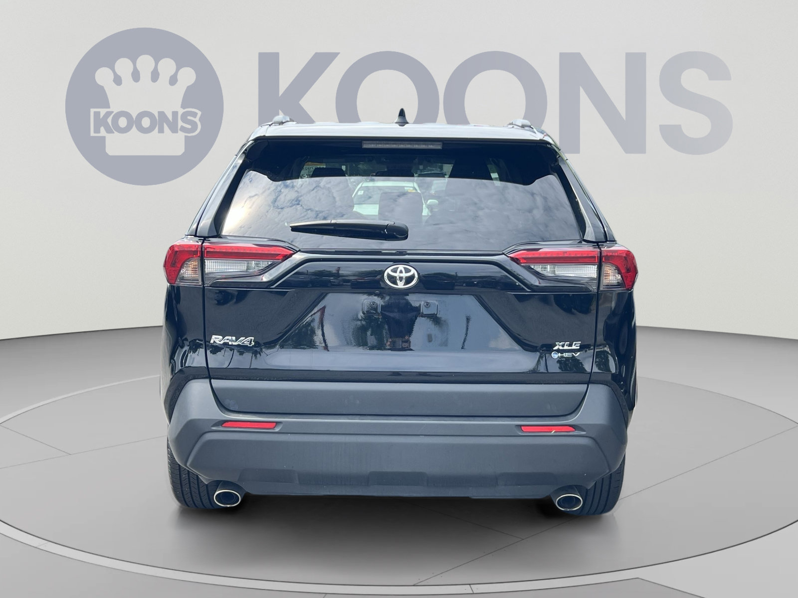 Used 2025 Toyota RAV4 XLE AWD/4WD image 5