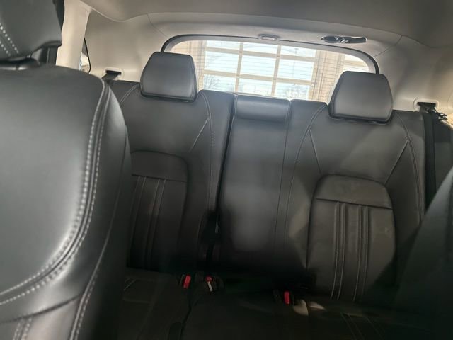 Used 2024 Honda HR-V EX-L image 7