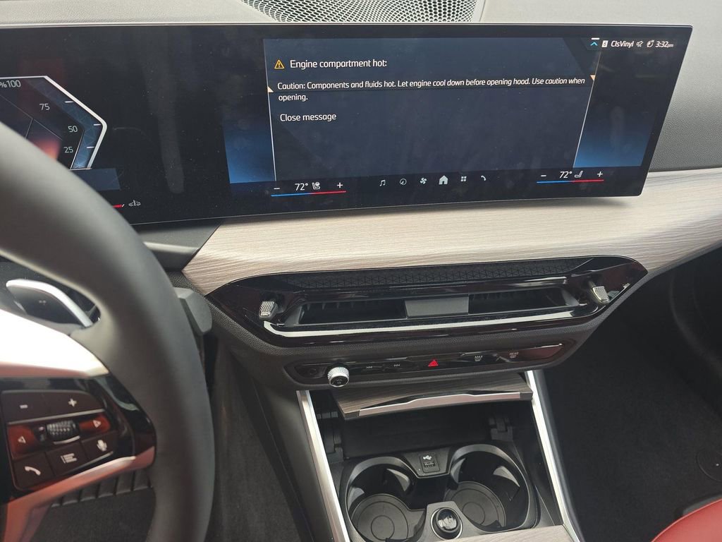 Used 2025 BMW 330i xDrive Sedan w/ Premium Package image 18