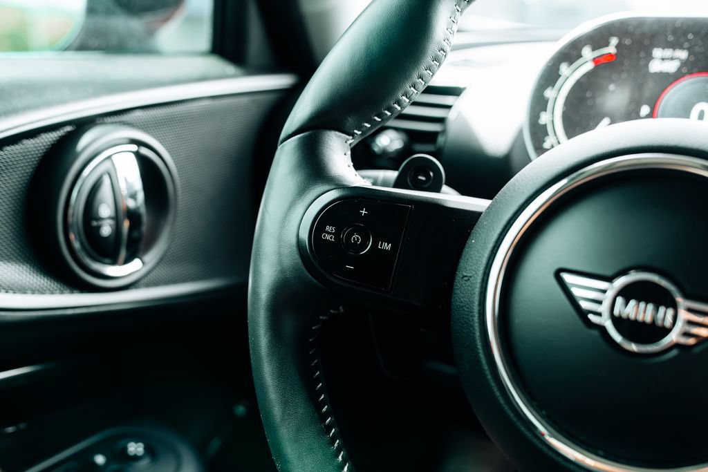 Used 2022 MINI Cooper Clubman S w/ Premium Package AWD/4WD image 23