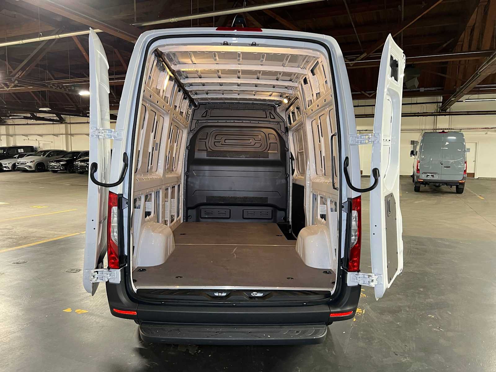 Used 2026 Mercedes-Benz Sprinter 2500 image 17