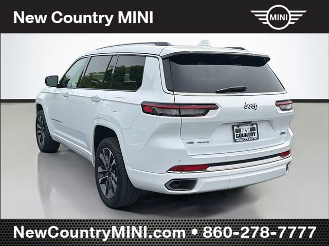 Used 2022 Jeep Grand Cherokee L Overland w/ Luxury Tech Group IV AWD/4WD image 5