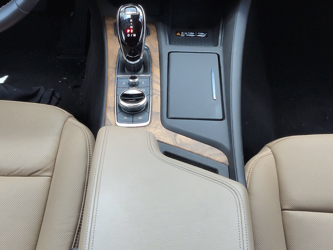 Used 2025 Cadillac CT5 Premium Luxury w/ Technology Package AWD/4WD image 18