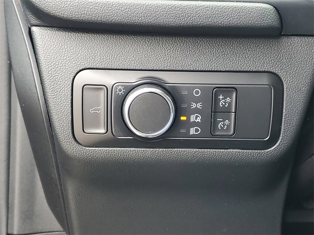 Used 2023 Ford Escape ST-Line image 18