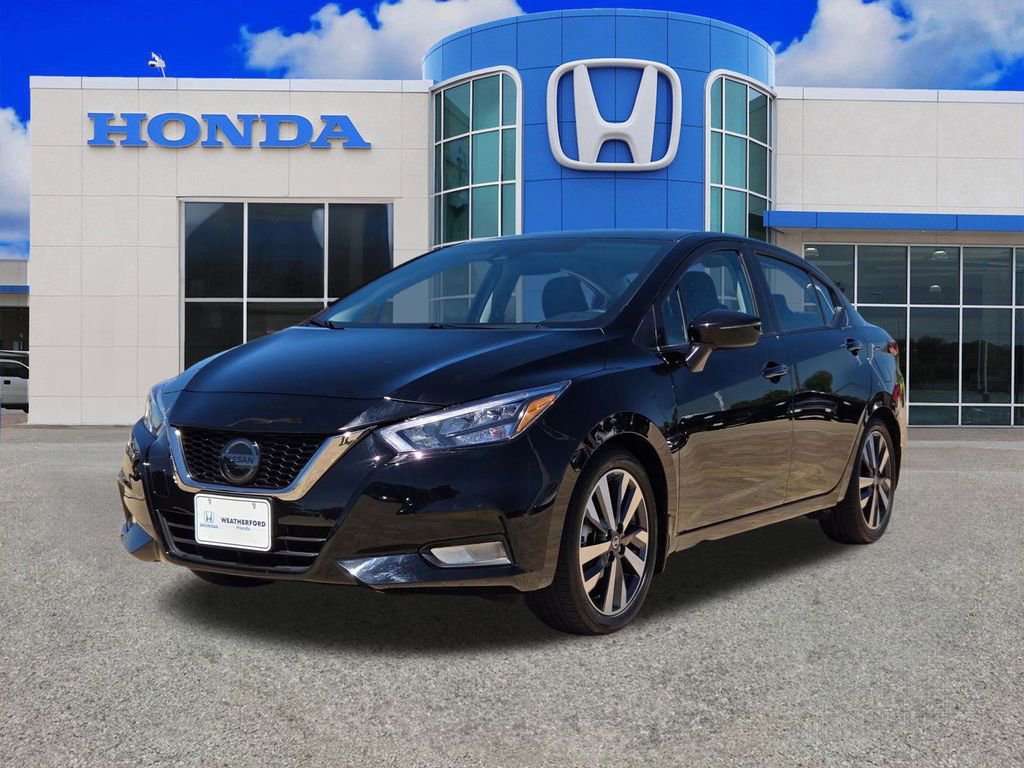 Used 2021 Nissan Versa SR FWD image 7