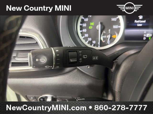 Used 2018 INFINITI QX30 Premium w/ Navigation Package image 21