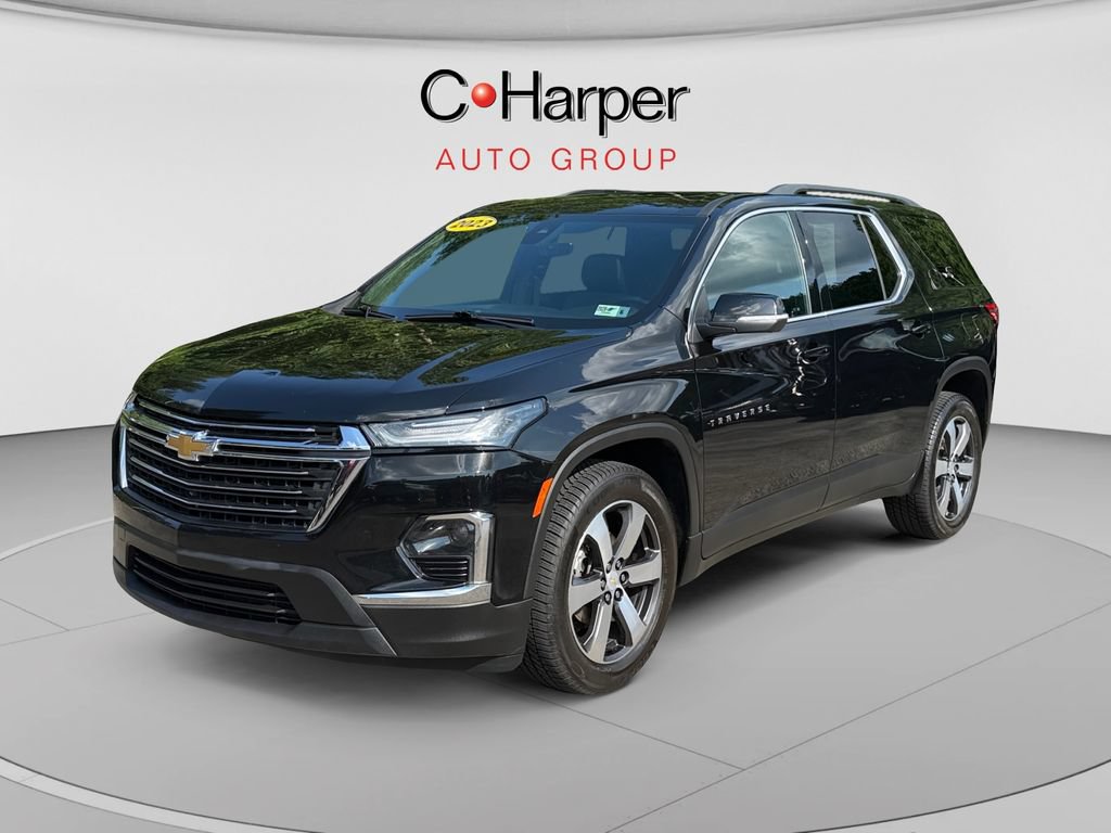 Used 2023 Chevrolet Traverse LT w/ LT Premium Package AWD/4WD image 7