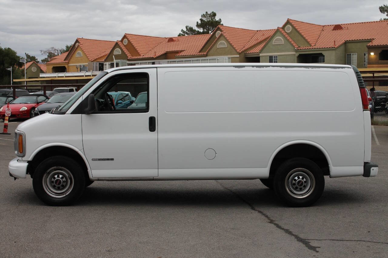 Used 1998 GMC Savana 2500 RWD image 5