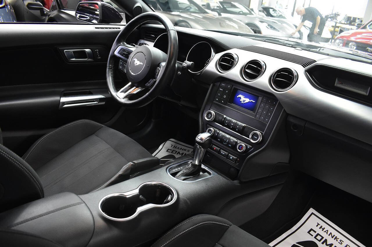 Used 2022 Ford Mustang GT RWD image 22
