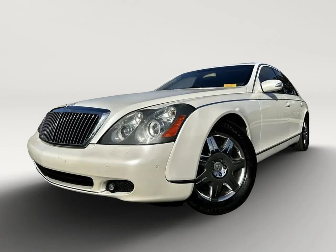 Used 2006 Maybach 57 RWD image 8