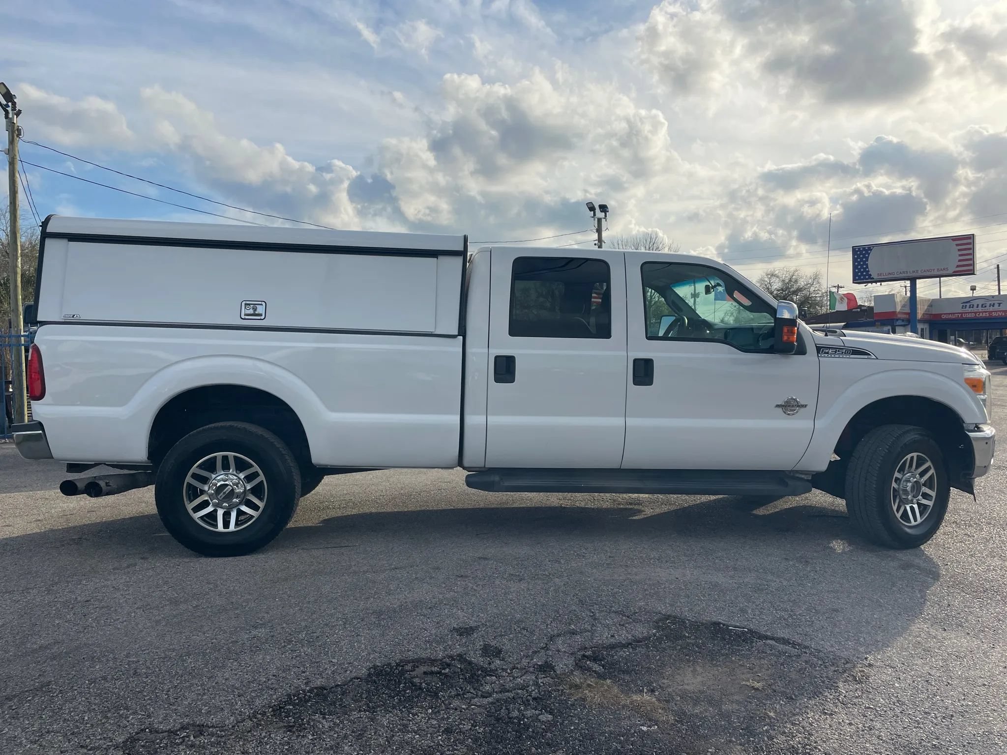 Used 2015 Ford F350 XLT w/ XLT Value Package AWD/4WD image 6