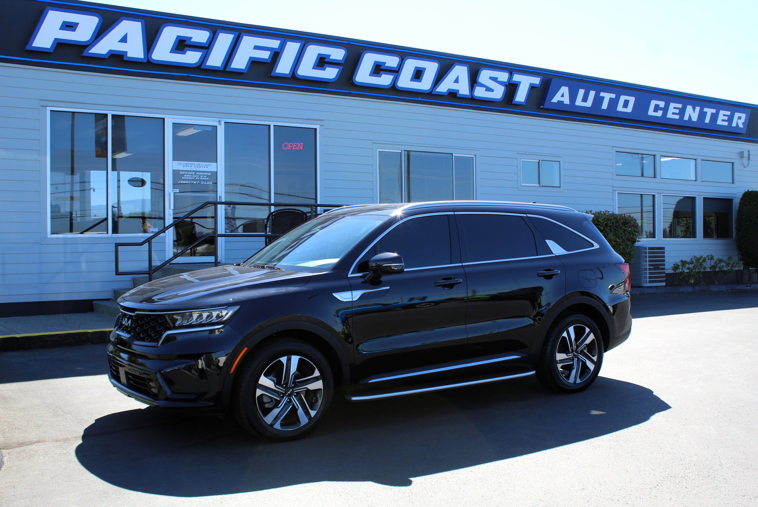 Used 2023 Kia Sorento EX AWD/4WD image 1
