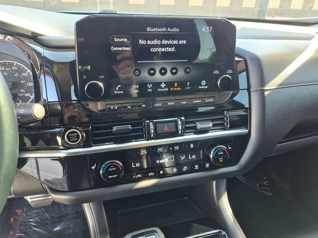 Used 2023 Nissan Pathfinder SL FWD image 18