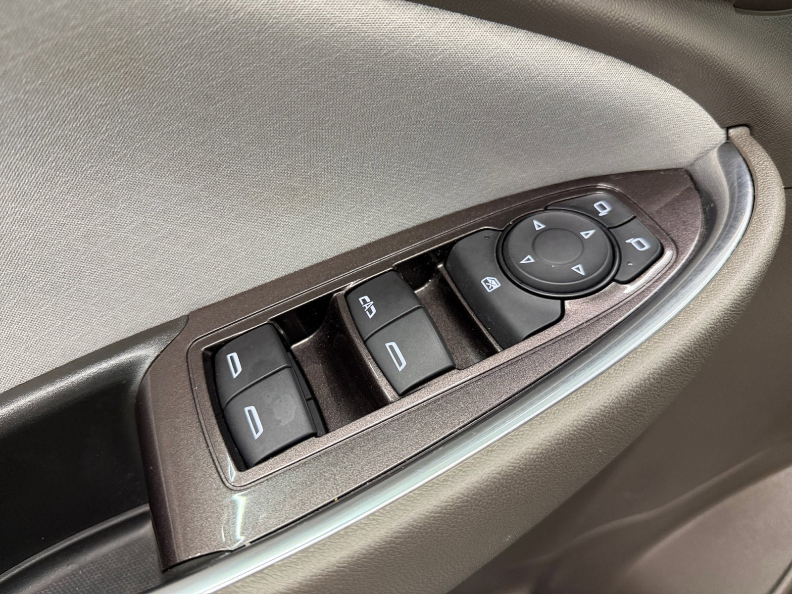 Used 2021 Chevrolet Malibu LT FWD image 22