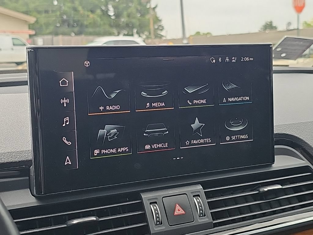 Certified 2023 Audi Q5 Premium AWD/4WD image 6