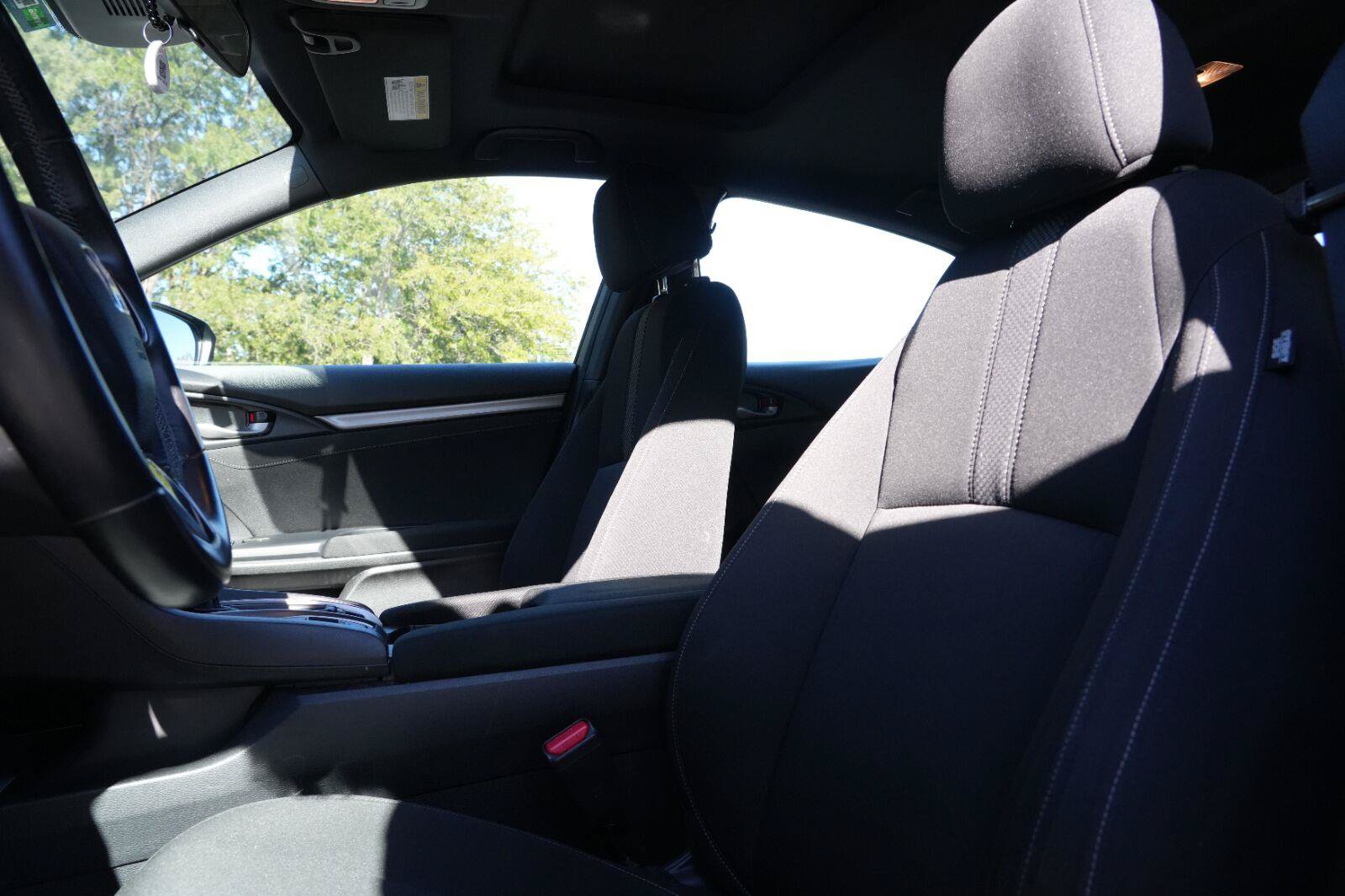 Used 2020 Honda Civic EX image 10