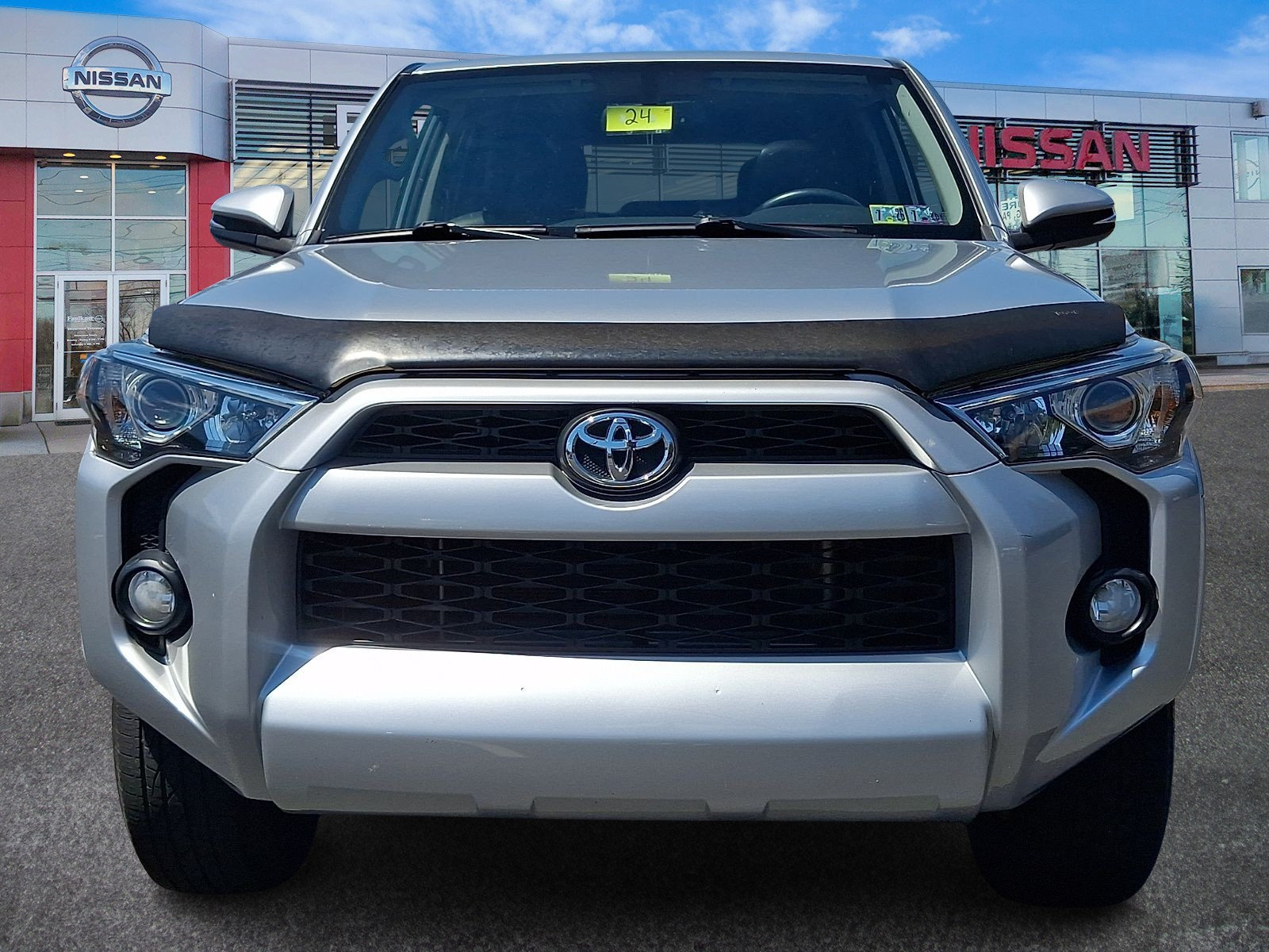 Used 2014 Toyota 4Runner SR5 Premium AWD/4WD image 2