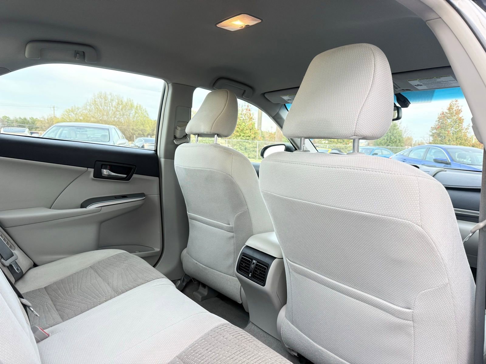 Used 2013 Toyota Camry XLE w/ Convenience Pkg image 21