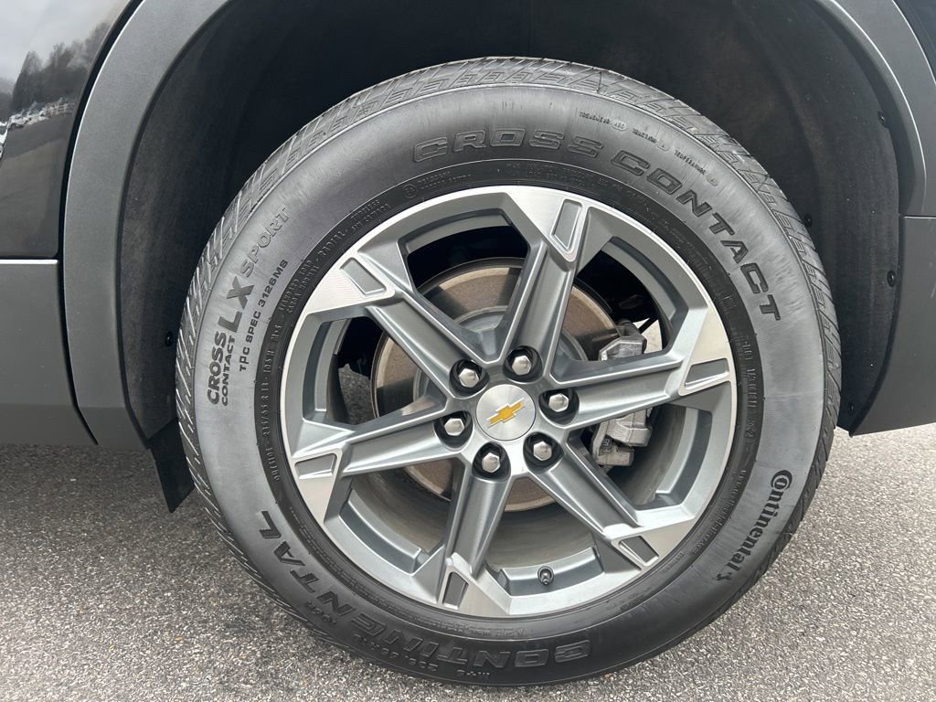 Used 2025 Chevrolet Blazer LT image 41