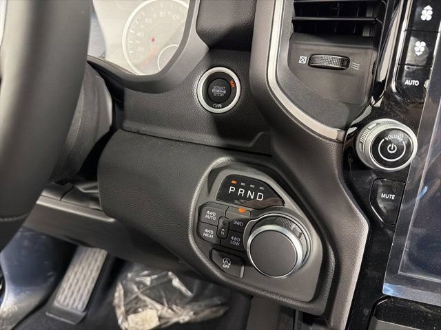 New 2026 RAM 1500 Big Horn AWD/4WD image 21