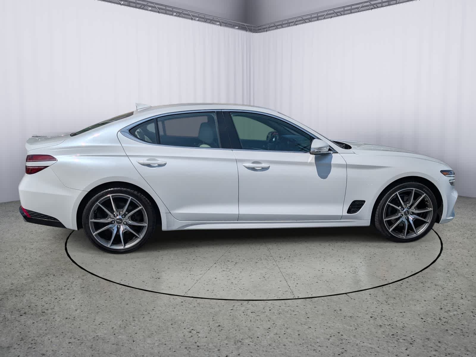 Used 2023 Genesis G70 2.0T AWD/4WD image 2