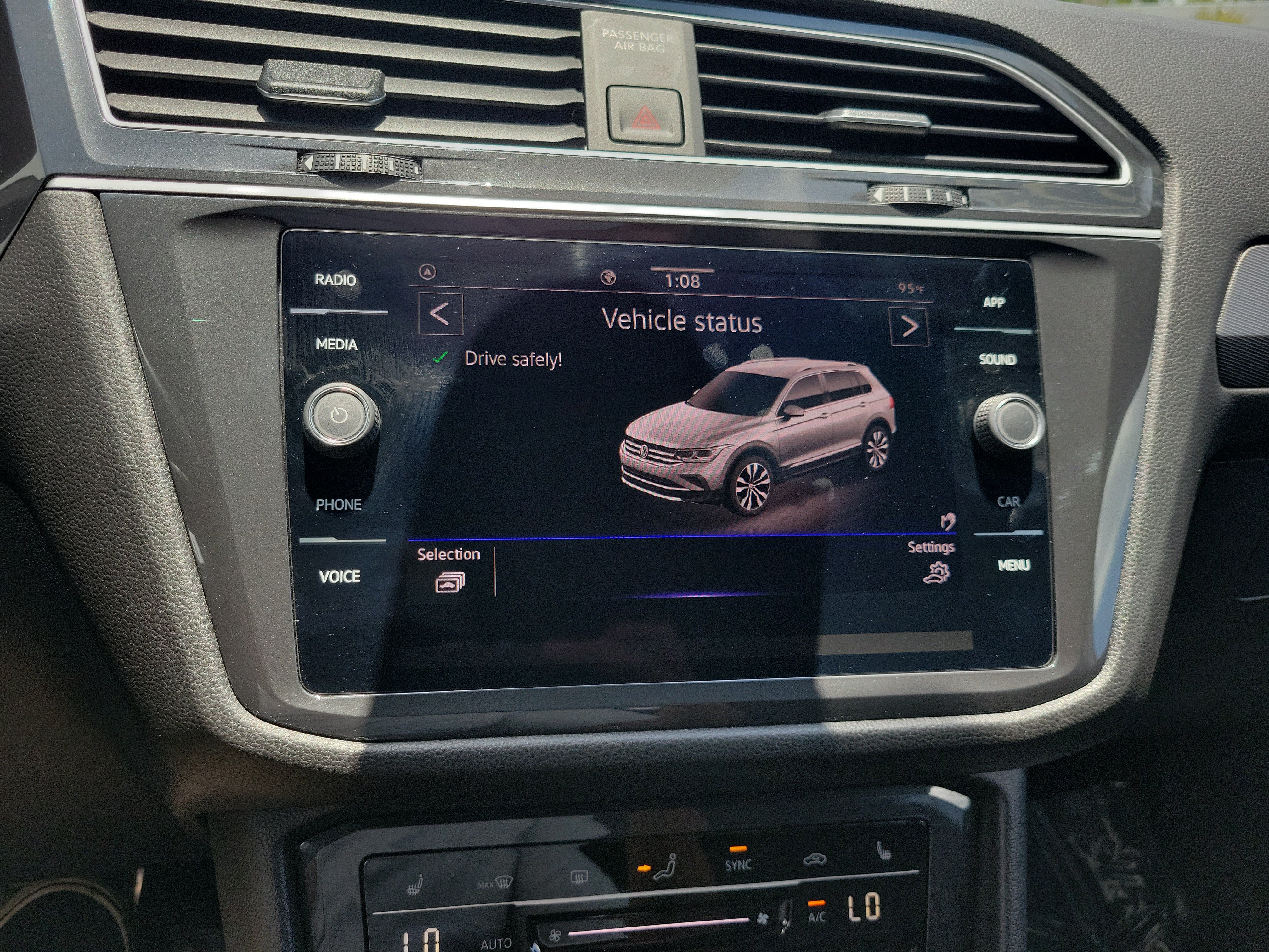 Certified 2023 Volkswagen Tiguan SE R-Line FWD image 22