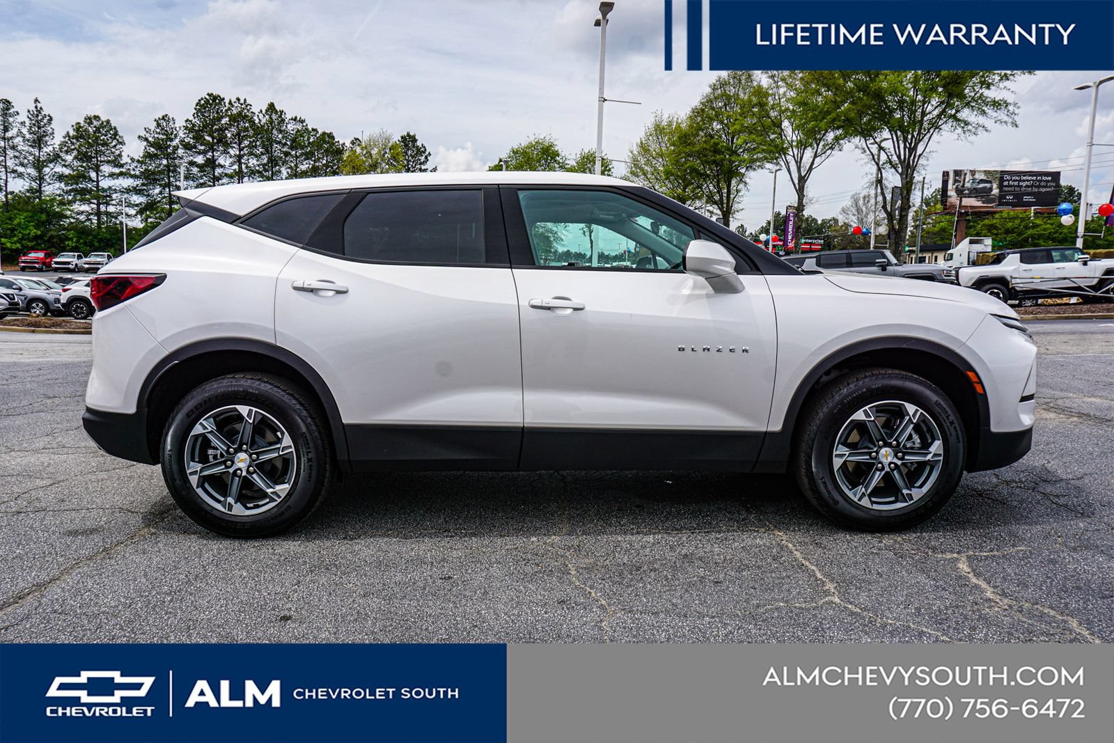 New 2025 Chevrolet Blazer LT FWD image 10