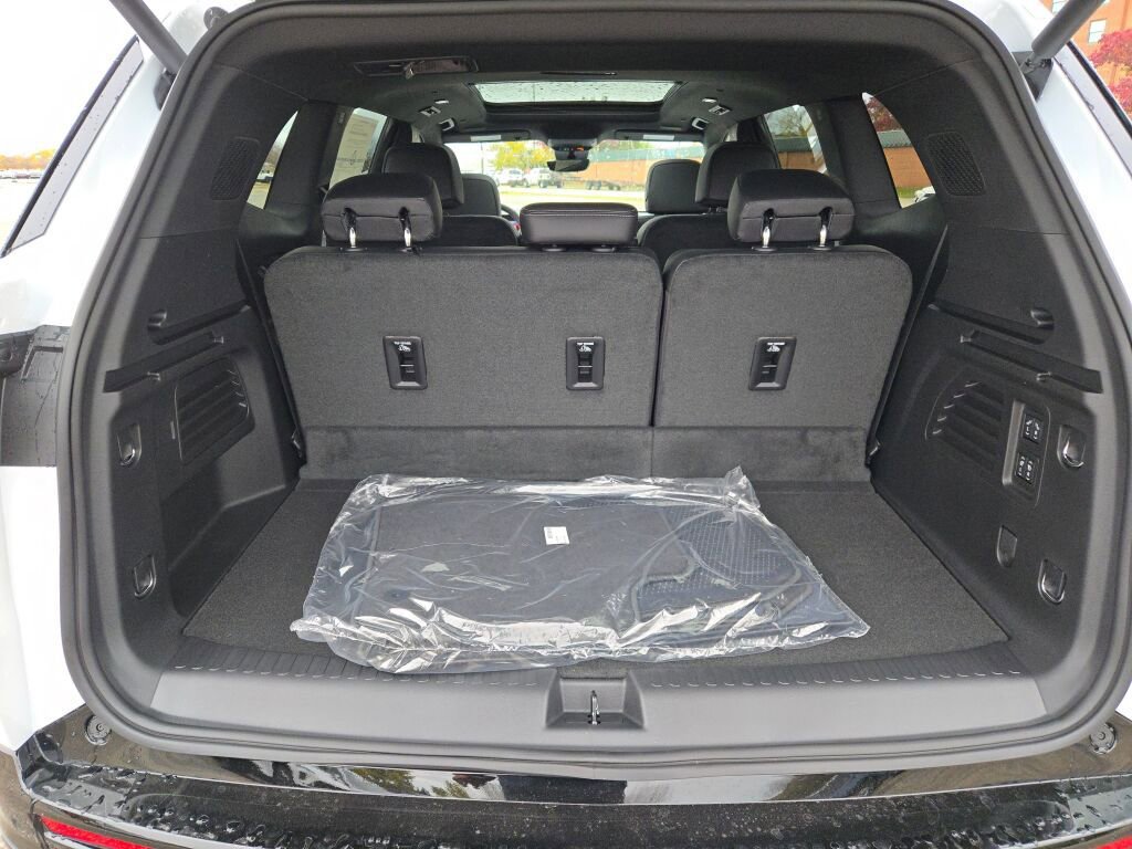 New 2026 Buick Enclave Sport Touring w/ Power Package image 18