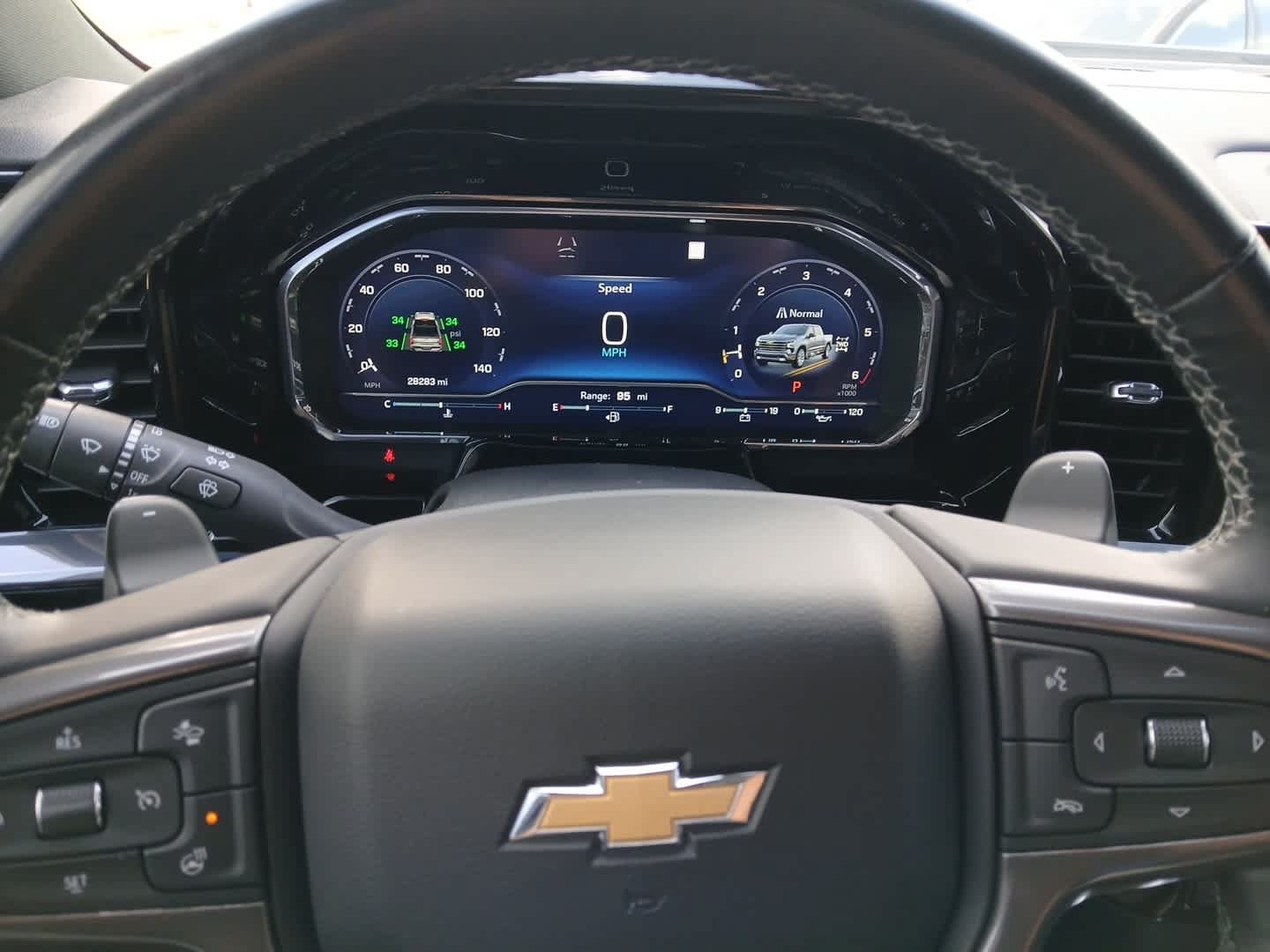 Used 2023 Chevrolet Silverado 1500 High Country w/ High Country Premium Package AWD/4WD image 31