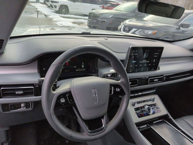 Used 2020 Lincoln Aviator Reserve w/ Elements Package Plus AWD/4WD image 7