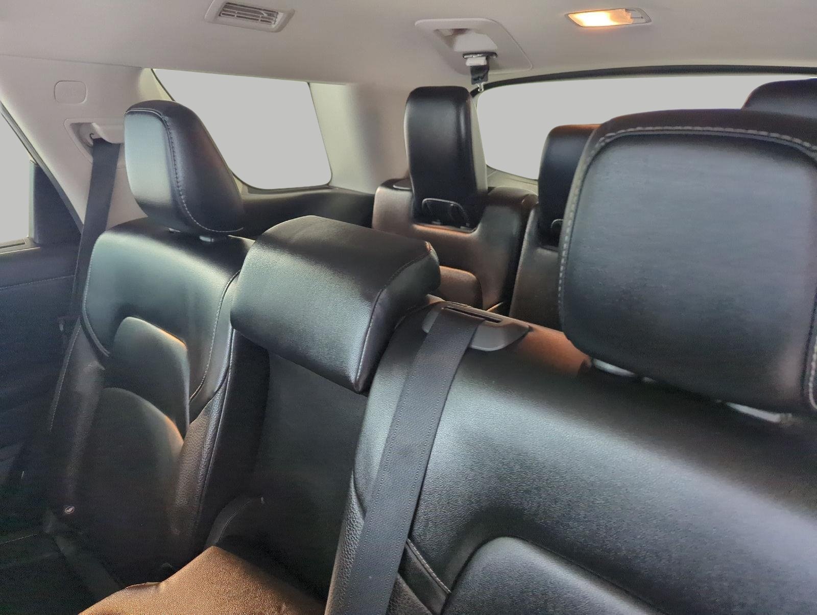 Used 2023 Nissan Pathfinder SL AWD/4WD image 49