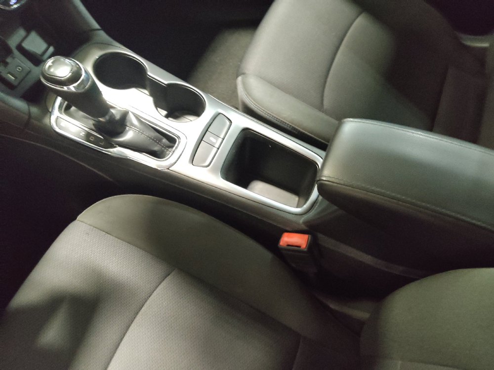 Used 2017 Chevrolet Cruze LT w/ Convenience Package FWD image 26