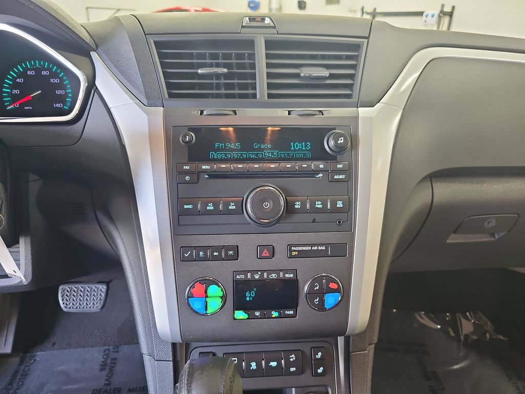 Used 2009 Chevrolet Traverse LT FWD image 21