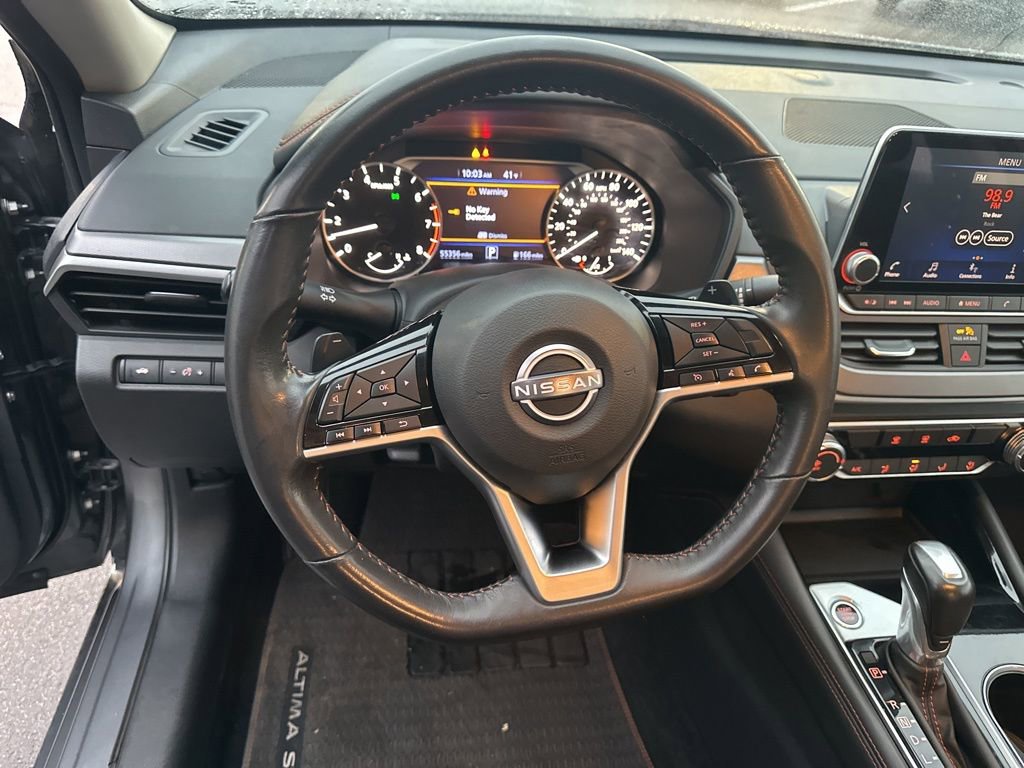 Used 2025 Nissan Altima 2.5 SR image 16