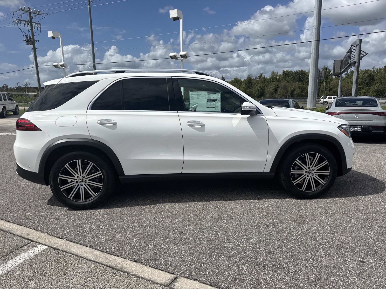 New 2026 Mercedes-Benz GLE 350 4MATIC image 2
