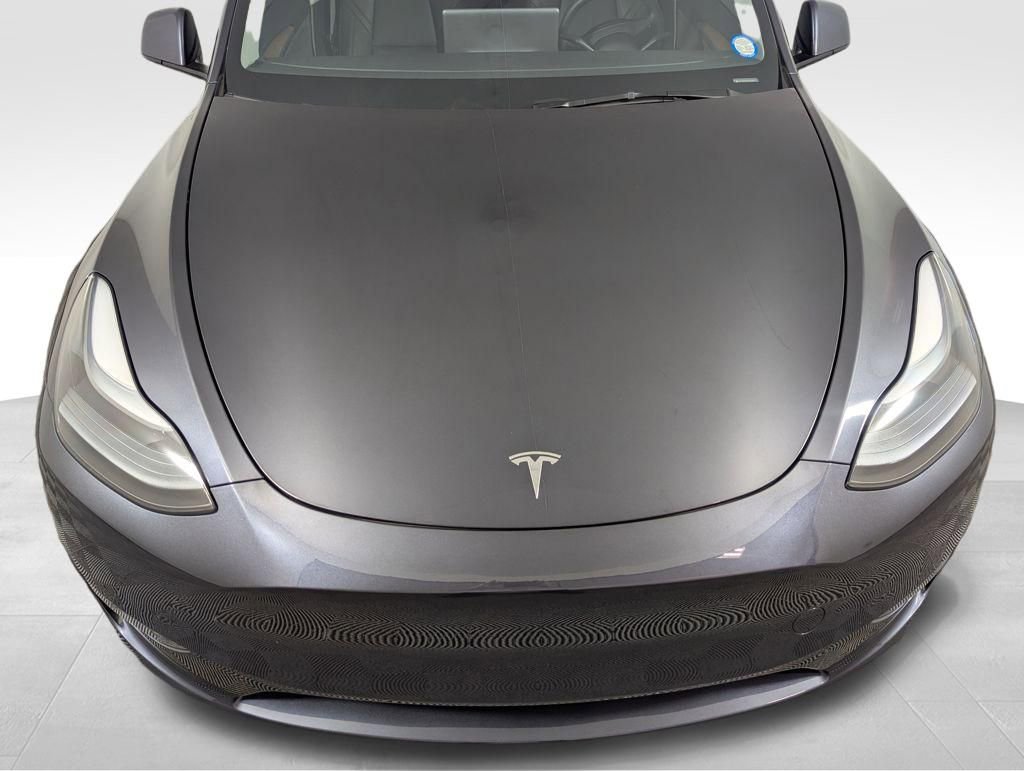 Used 2025 Tesla Model Y Performance image 54