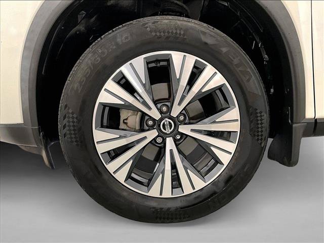 Used 2021 Nissan Rogue SV FWD image 10