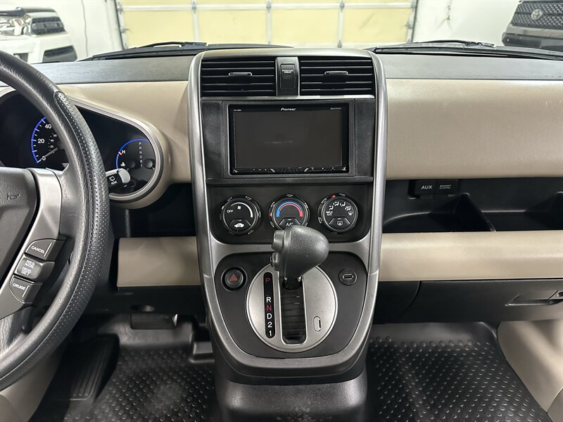 Used 2009 Honda Element EX image 19