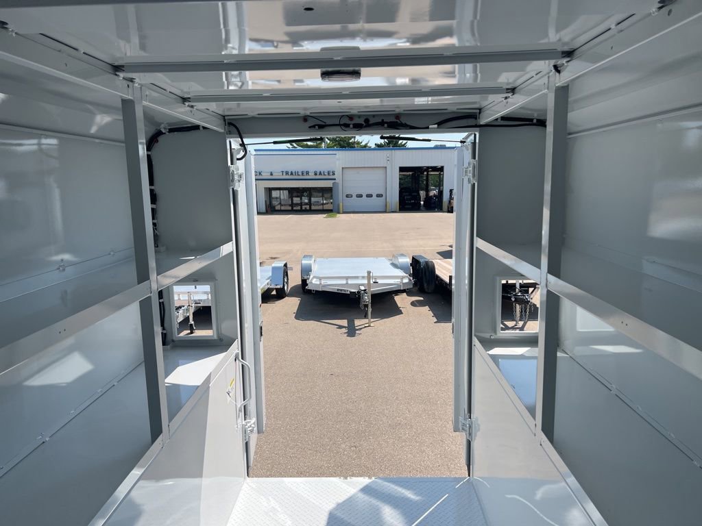 New 2025 Chevrolet Express 3500 w/ Power Convenience Package image 26