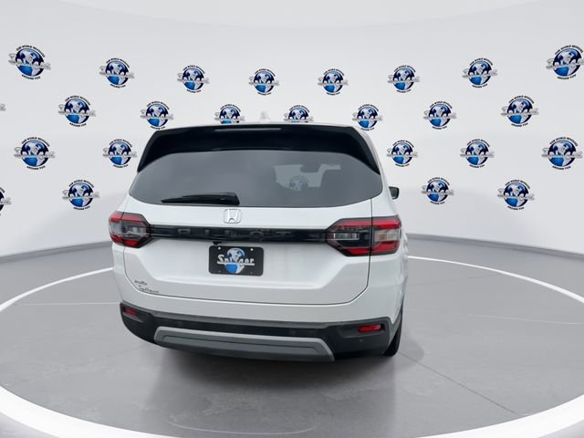 Used 2025 Honda Pilot EX-L image 8
