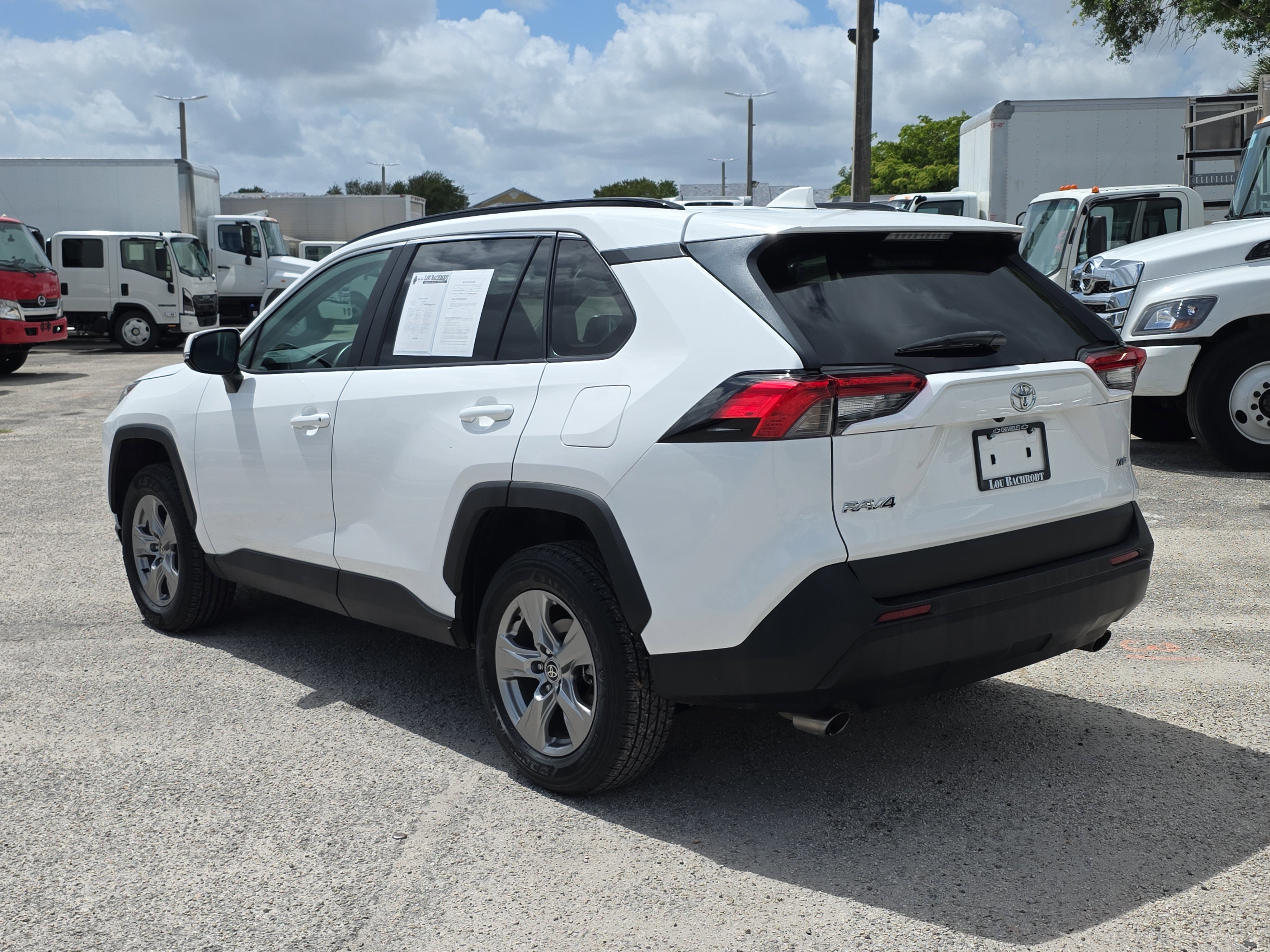 Used 2024 Toyota RAV4 XLE image 5